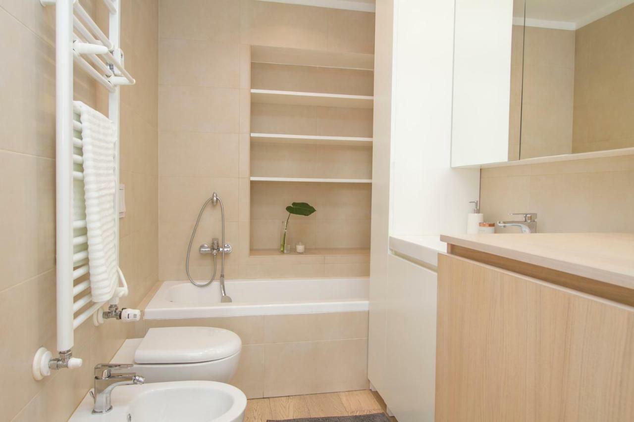 Luxury And Spacious Apartment Milano Exteriör bild