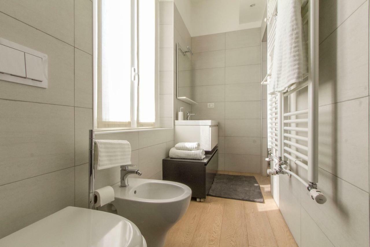 Luxury And Spacious Apartment Milano Exteriör bild