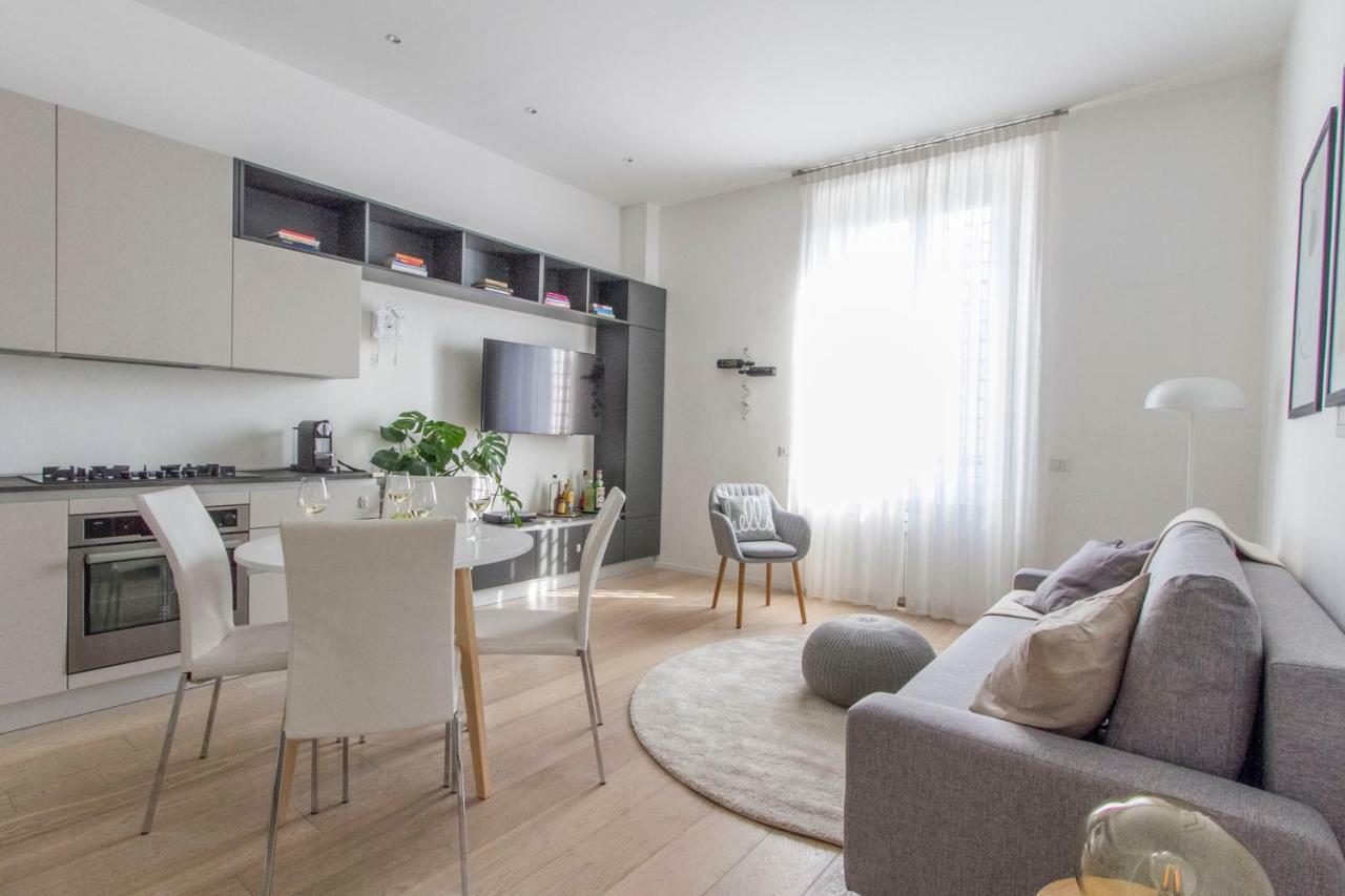 Luxury And Spacious Apartment Milano Exteriör bild