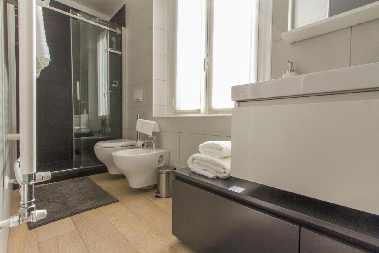 Luxury And Spacious Apartment Milano Exteriör bild